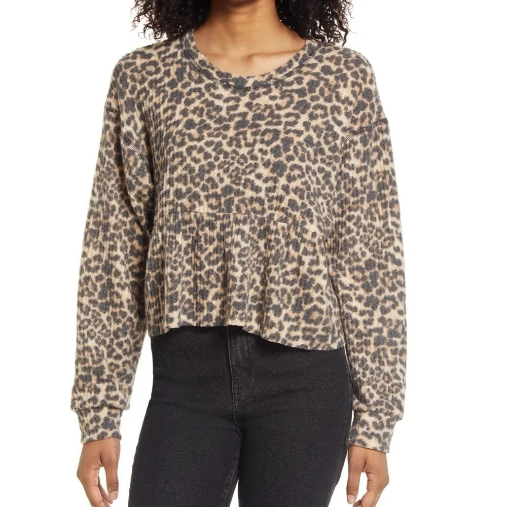 La La Land Nordstrom Ruffle Hem Top Shirt Leopard v6x